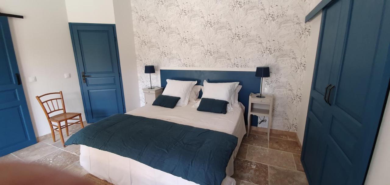 Mas De La Fadeto Bed & Breakfast เลส์โบซ์-เดอ-โพรว็องซ์ ภายนอก รูปภาพ